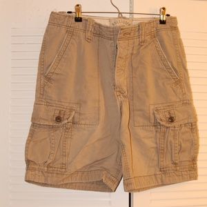 Hollister Cargo Shorts - Tan